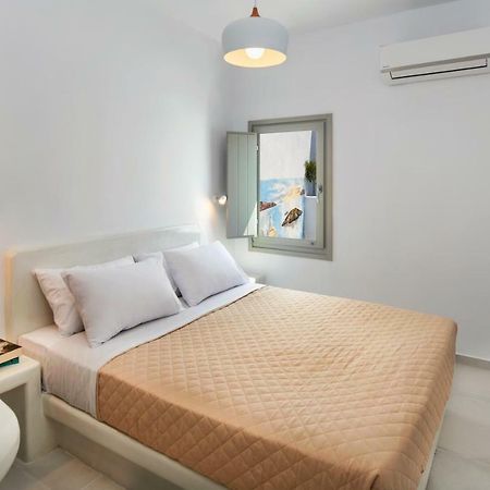 Olive Tree Suites Fira  Exterior photo
