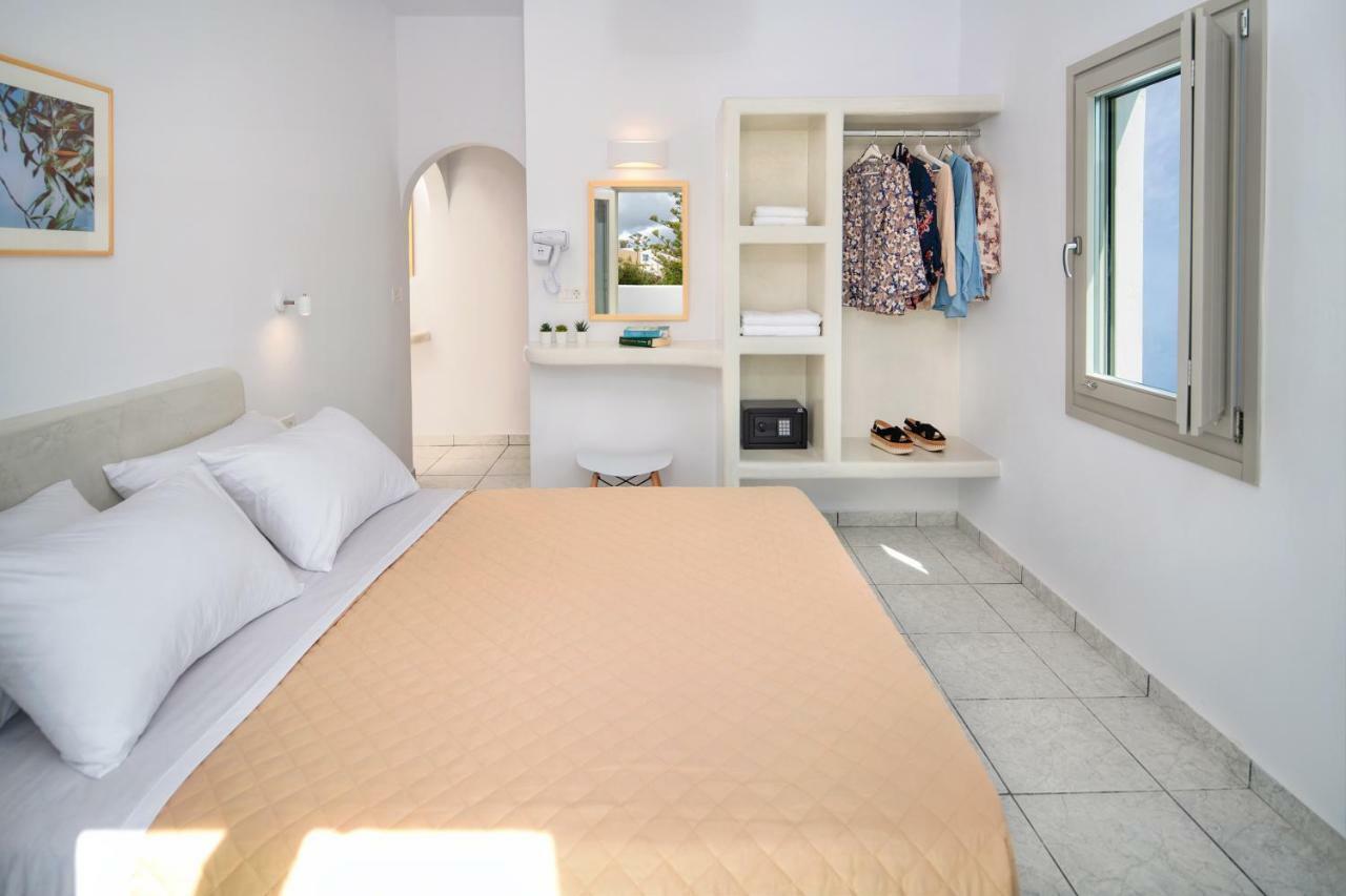 Olive Tree Suites Fira  Exterior photo