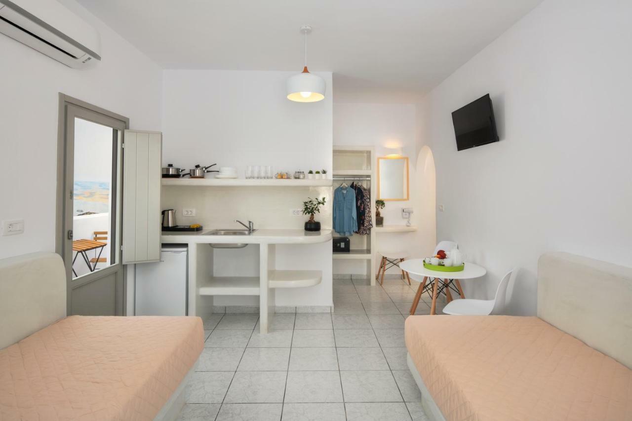 Olive Tree Suites Fira  Exterior photo